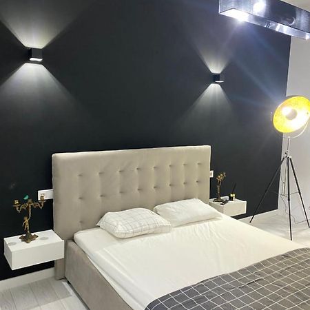 Ultracentral Apartament Calea Victoriei Bukarest Kültér fotó