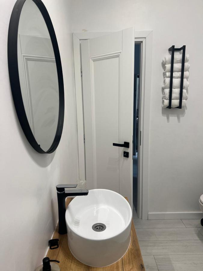 Ultracentral Apartament Calea Victoriei Bukarest Kültér fotó